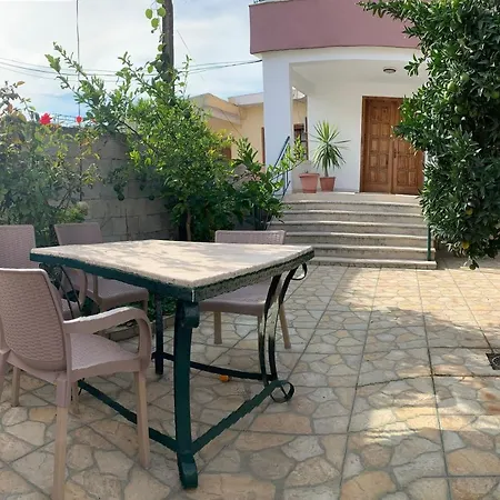 Villa Shtepi Me Qera Fier Extérieur photo